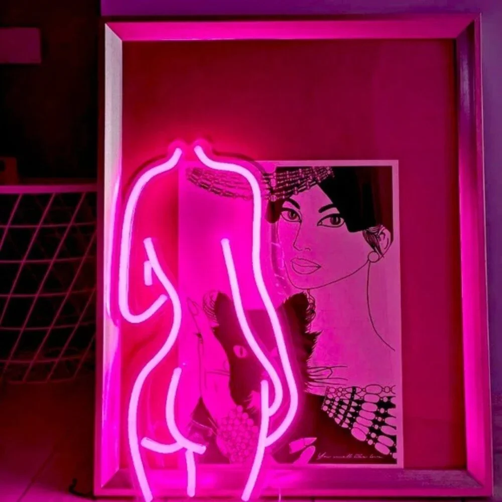 Neon Body Woman Feminine Figure LED Light Decor